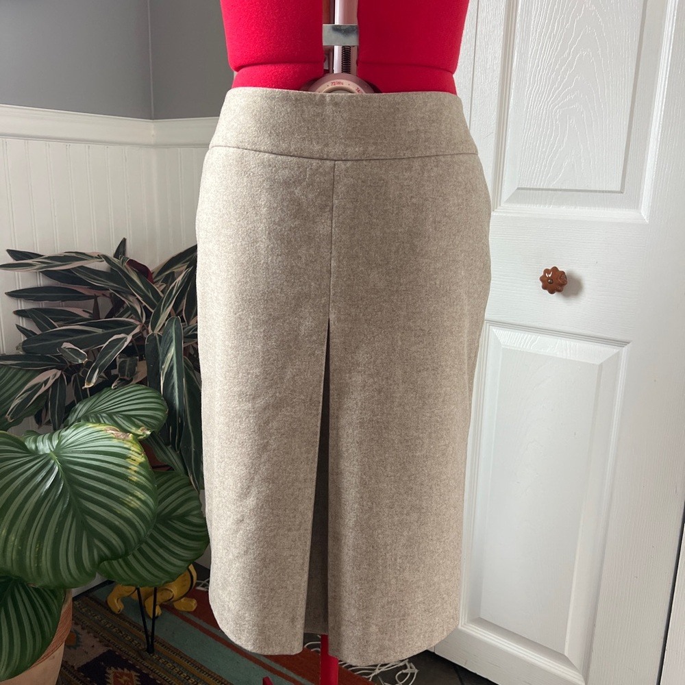 Banana Republic Taupe Wool Blend skirt